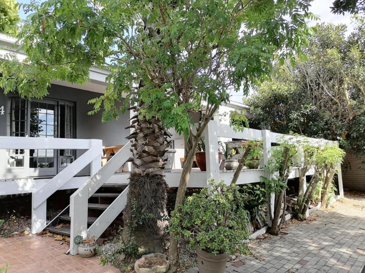 Mangolds Guest House Port Elizabeth Eksteriør billede